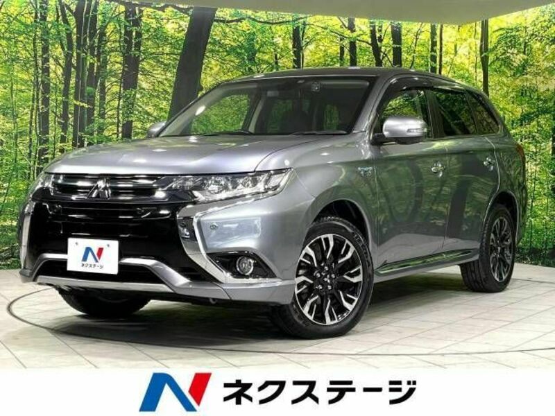 MITSUBISHI　OUTLANDER PHEV