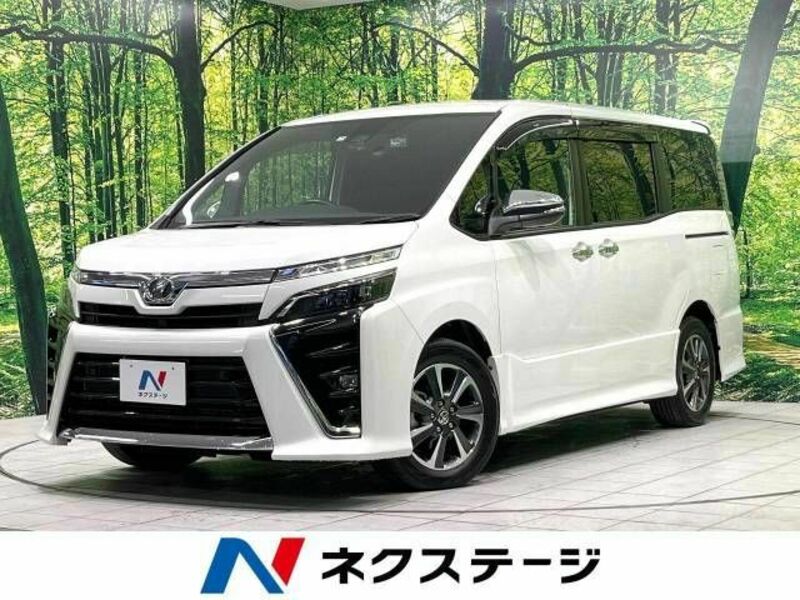 TOYOTA　VOXY