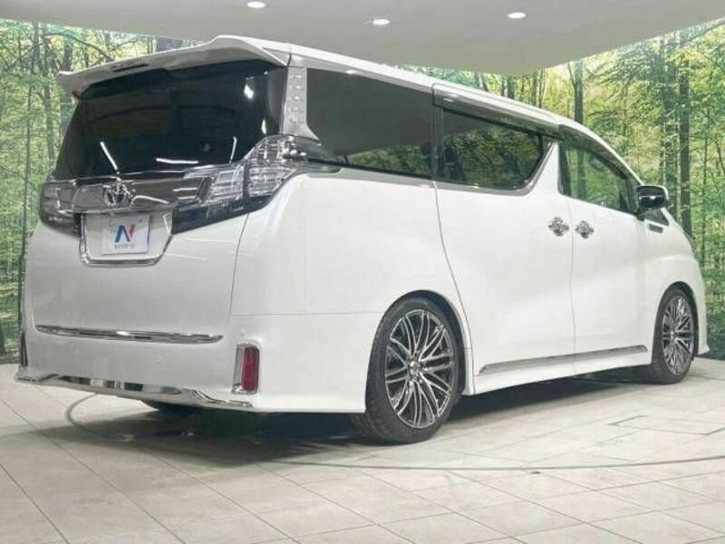 VELLFIRE-17