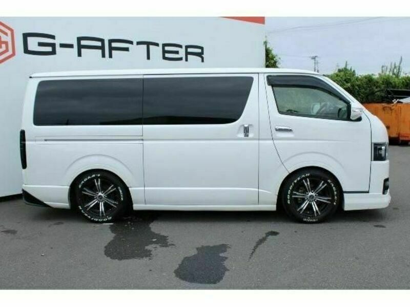 HIACE-7