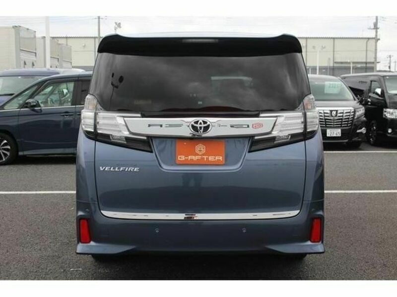 VELLFIRE-9