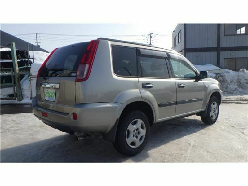 X-TRAIL-1