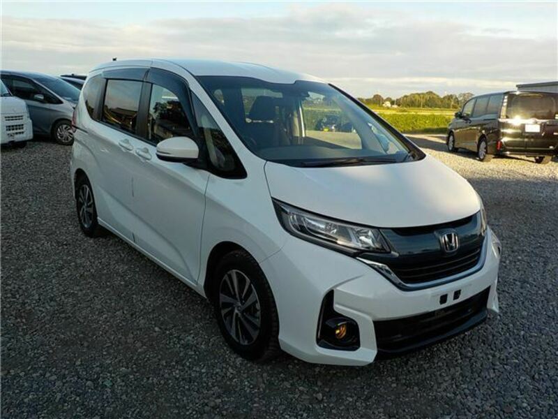 HONDA　FREED