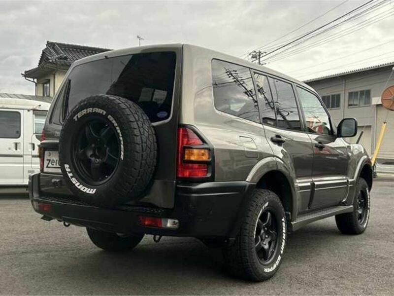 PAJERO-3