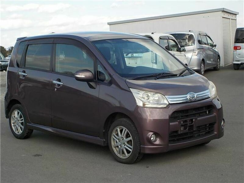 DAIHATSU　MOVE