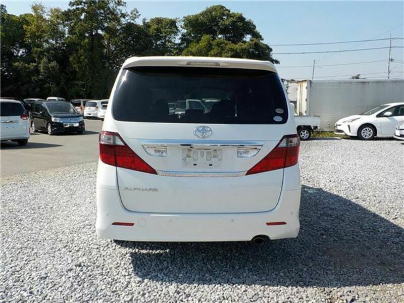 ALPHARD-8