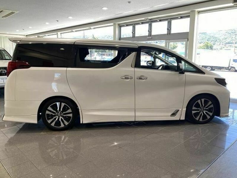 ALPHARD-12