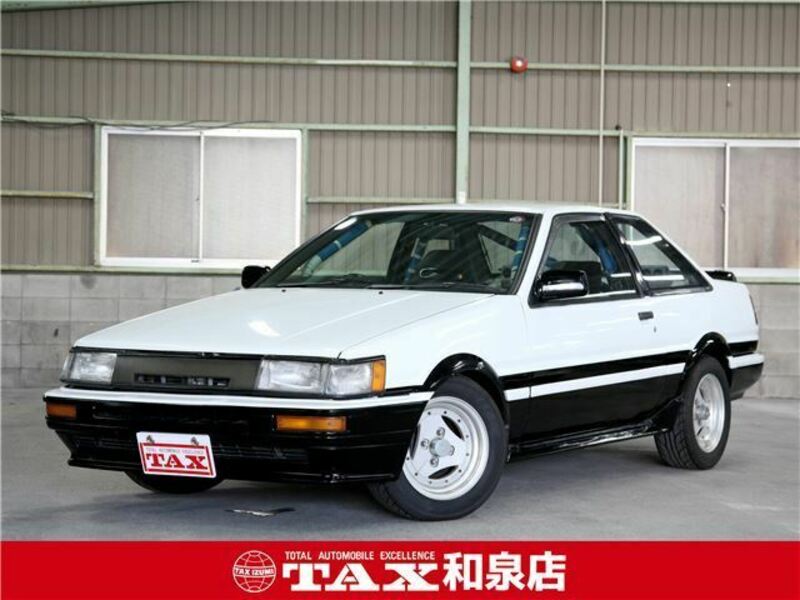 TOYOTA　COROLLA LEVIN