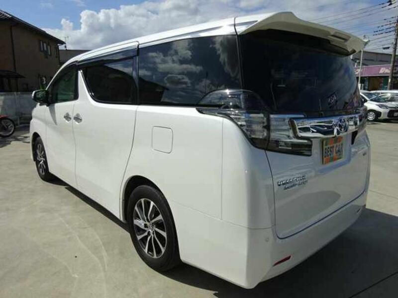 VELLFIRE-1