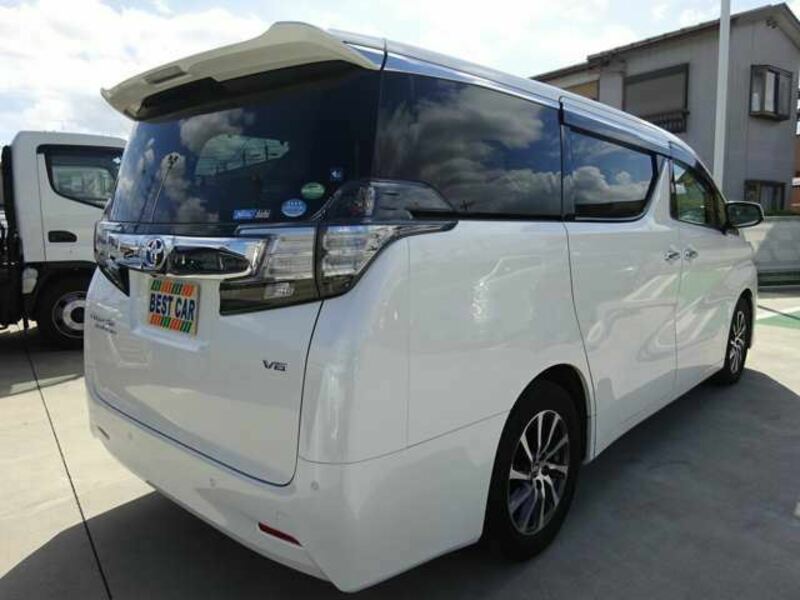 VELLFIRE-6