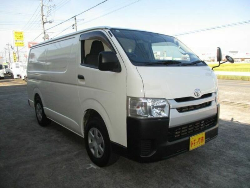 HIACE VAN-27