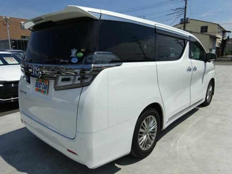 VELLFIRE-6