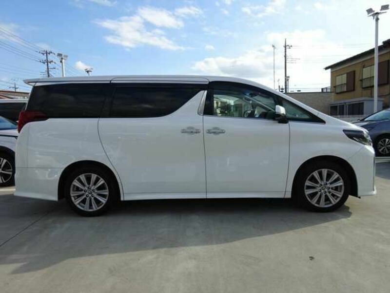 ALPHARD-9