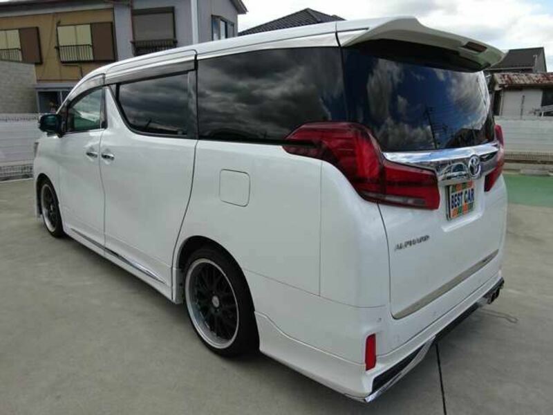 ALPHARD-1