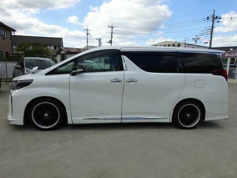 ALPHARD-9