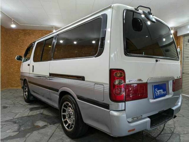 HIACE VAN-9