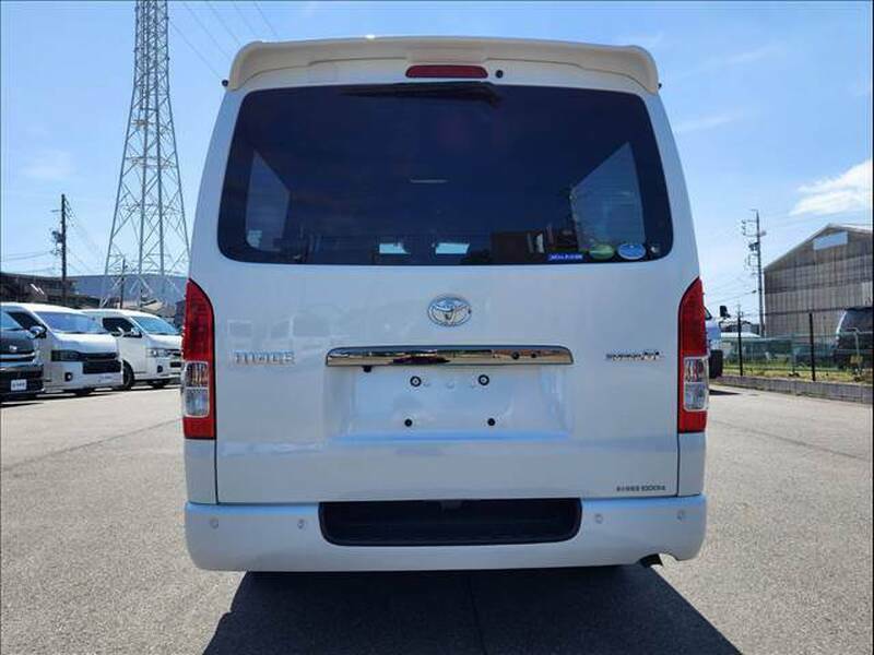 HIACE VAN-2