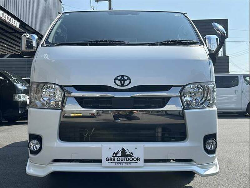 HIACE VAN-1