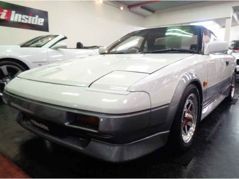 TOYOTA　MR2