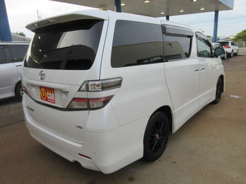 VELLFIRE-8