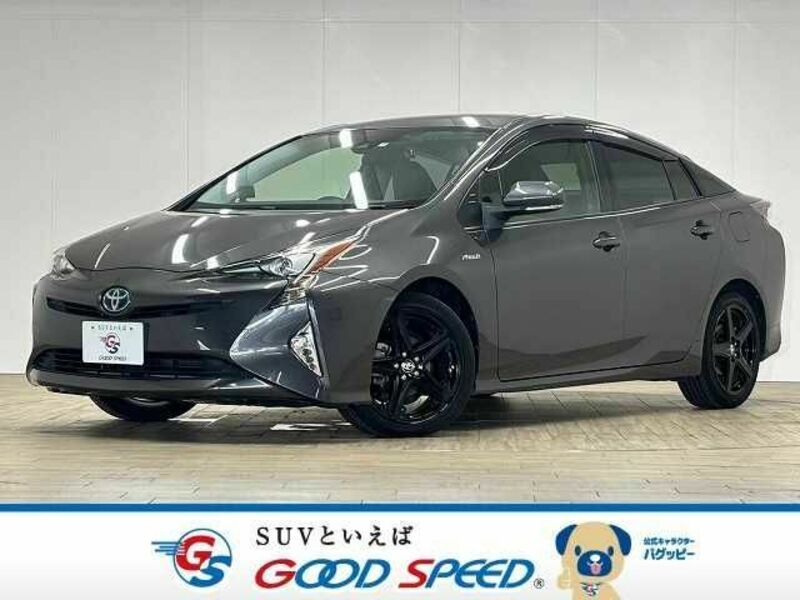 TOYOTA　PRIUS