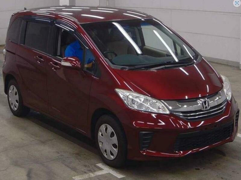 HONDA　FREED