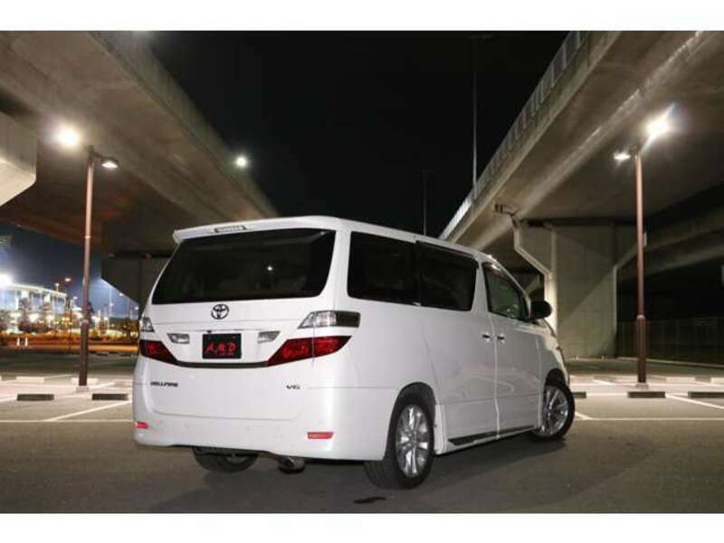 VELLFIRE-5