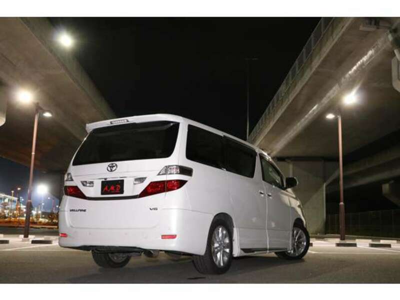 VELLFIRE-6