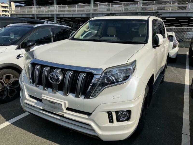 TOYOTA　LAND CRUISER PRADO