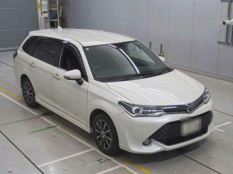 TOYOTA　COROLLA FIELDER