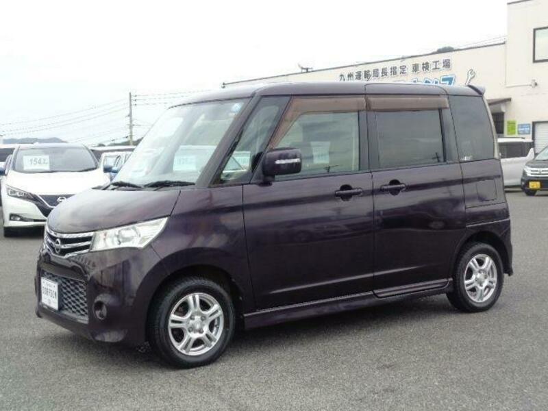 NISSAN　ROOX