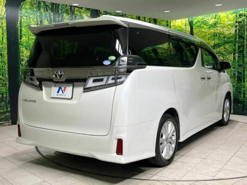 VELLFIRE-18