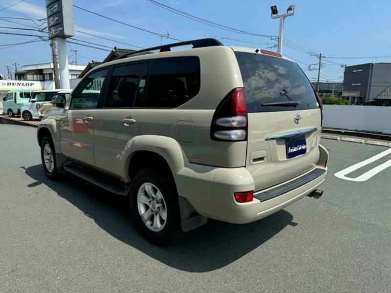 LAND CRUISER PRADO-14