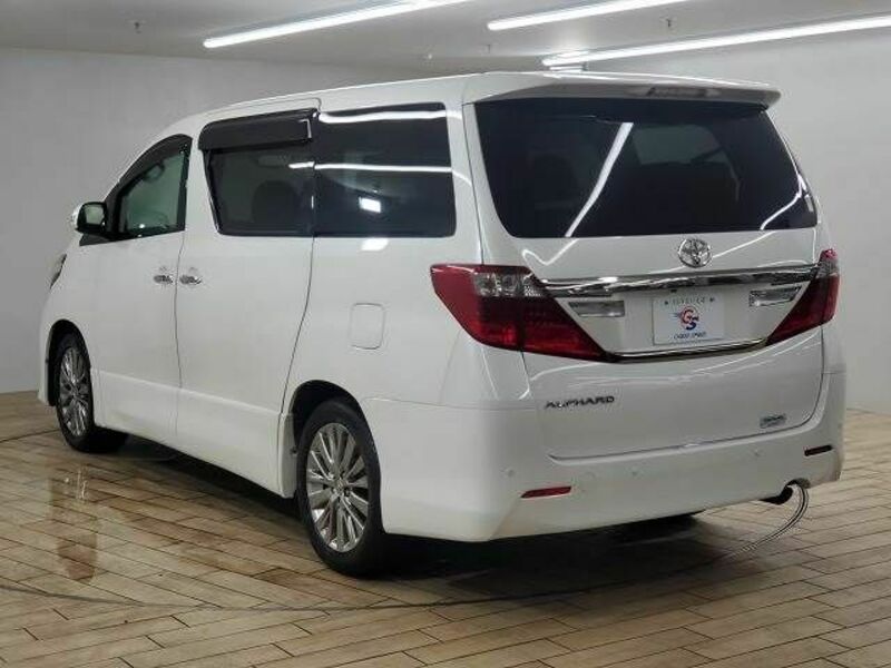 ALPHARD-16