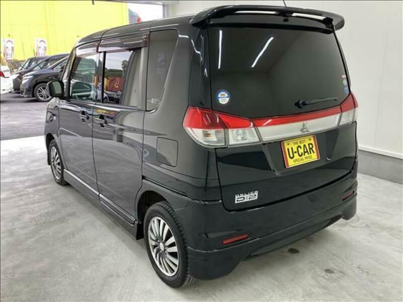 DELICA D2-4