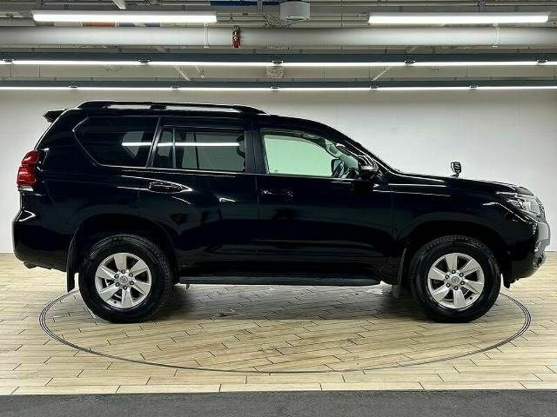 LAND CRUISER PRADO-17