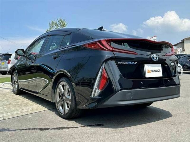 PRIUS PHV-12