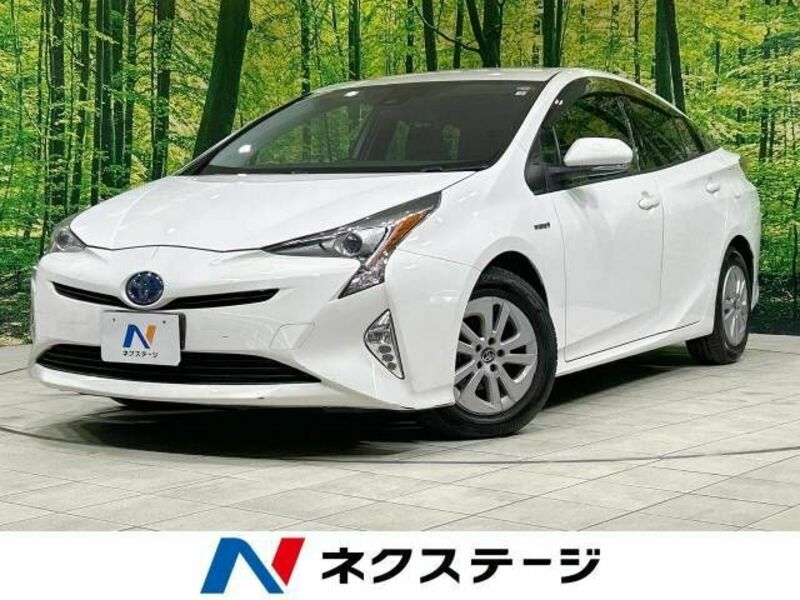 TOYOTA　PRIUS