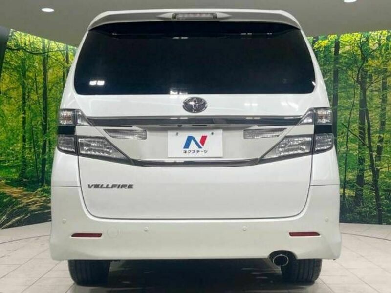 VELLFIRE-15