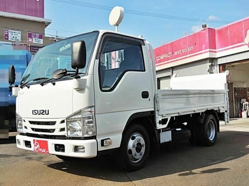 ISUZU　ELF