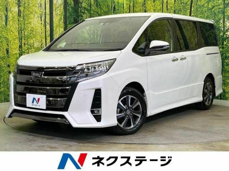 TOYOTA　NOAH