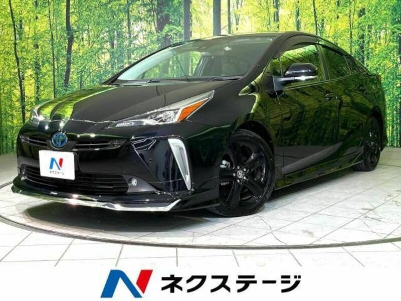 TOYOTA　PRIUS