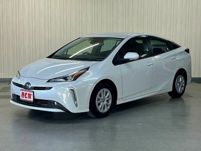 TOYOTA　PRIUS