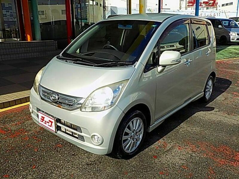 DAIHATSU　MOVE