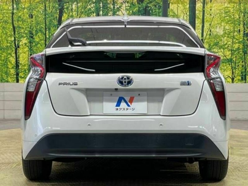 PRIUS-15