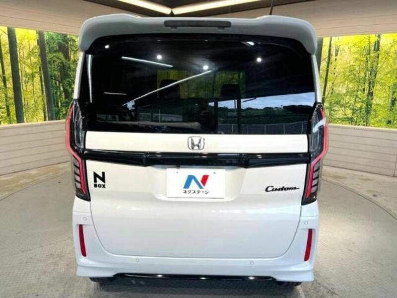 N BOX CUSTOM-15