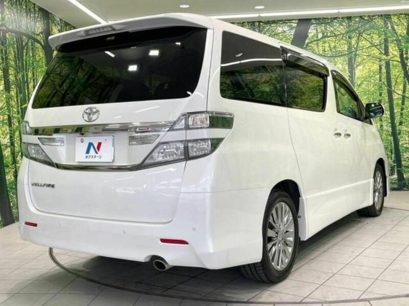 VELLFIRE-17