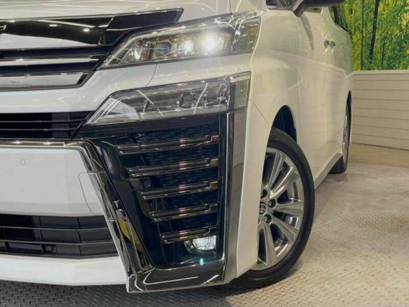 VELLFIRE-13