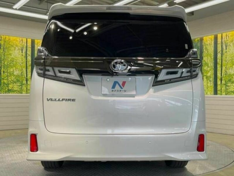 VELLFIRE-16