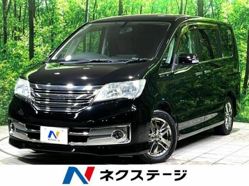 NISSAN　SERENA